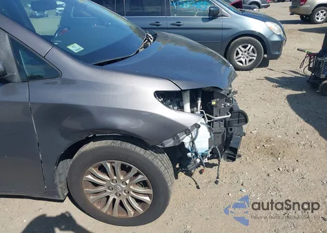 2017 Toyota Sienna Xle 8 Passenger from USA, damaged, VIN 5TDYZ3DC7HS777766